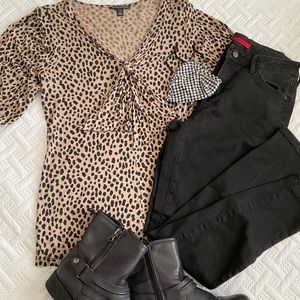 Banana Republic ladies blouse size large
